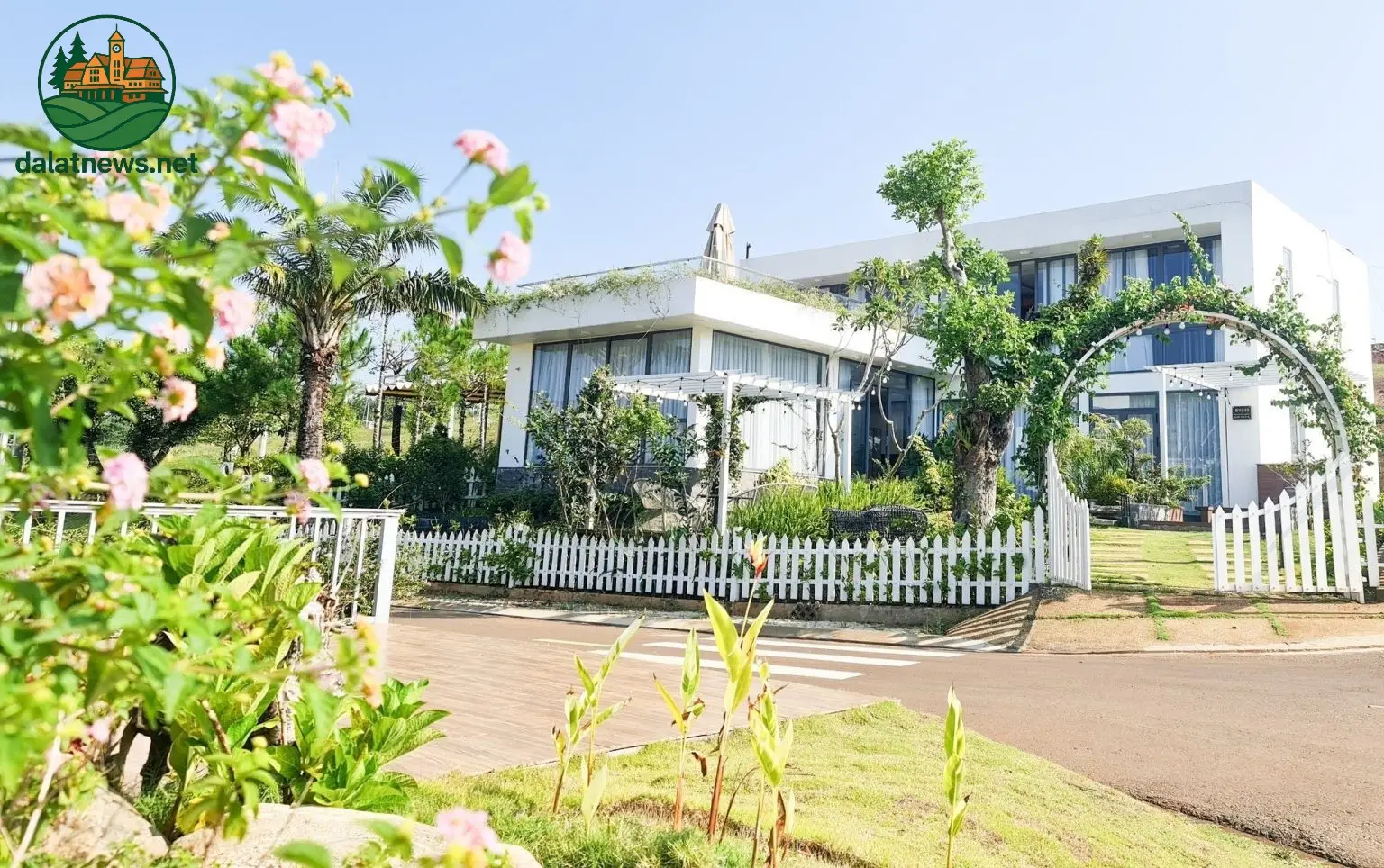 TOP 17 Villa Đà Lạt biệt thự nguyên căn Giá Rẻ Gần Trung Tâm có hồ bơi 17 Villa Sun Valley – Villa nguyên căn gần chợ