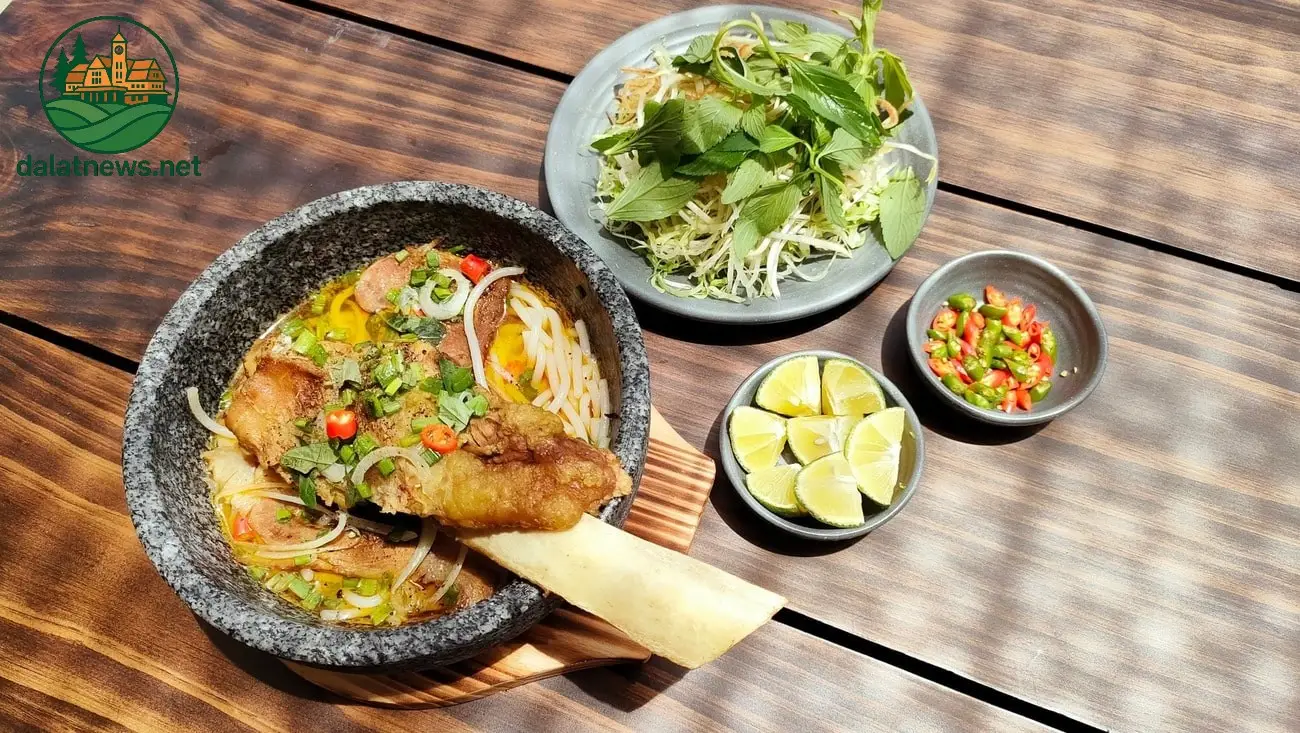 Bún bò thố đá Đà Lạt có gì đặc biệt mà ai cũng muốn thử? 2 Trải nghiệm ẩm thực độc đáo