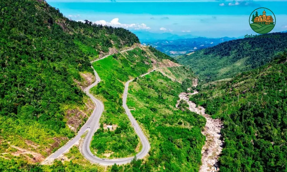 Những Con Đèo Vắng và Hồ Nước Yên Bình