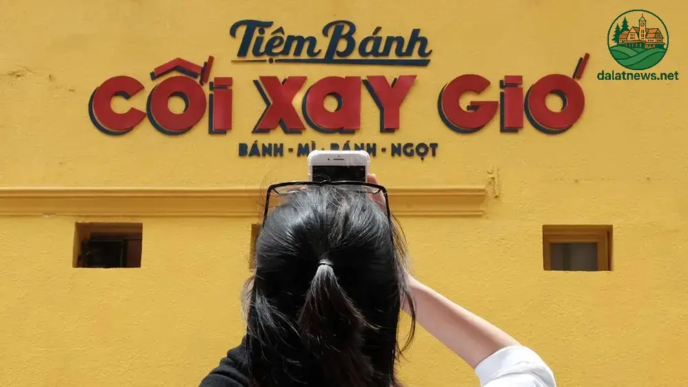 Tiệm Bánh Cối Xay Gió Đà Lạt Check-in 2 Sức Hút Đặc Biệt