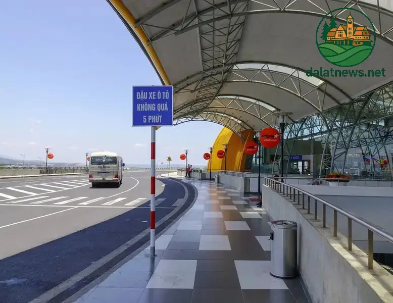 Taxi là phương tiện di chuyển nhanh chóng