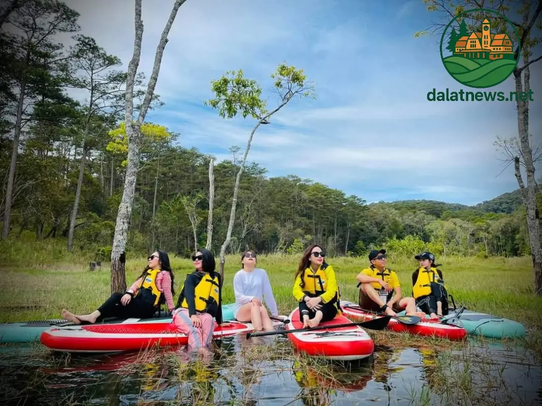 Cơ hội ngắm nhìn cảnh đẹp tuyệt vời của hồ Tuyền Lâm